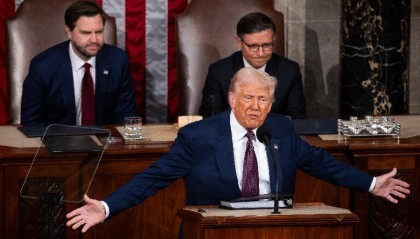 特朗普：将采取历史性行动