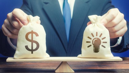 美国境外美元资金市场——特征及风险