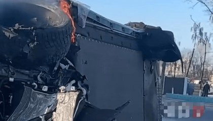 吉林一地小米SU7发生严重车祸，整车侧翻伴有明火！危急时刻……