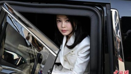 韩前总统夫人金建希弊案一审被求刑15年 “明年1月宣判”