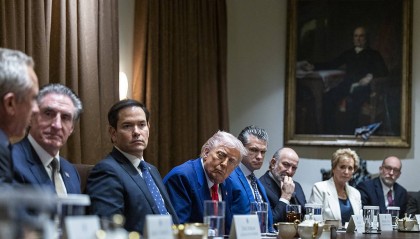 特朗普大刀砍向鲁比奥的国务院?“236年来最大重组之一”