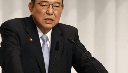 “拒绝参会”突然曝出！美担忧的来了，2个忠实小弟变了，直接表态