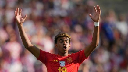 德西难分高下，两兰过关较易——欧洲杯八强赛前瞻