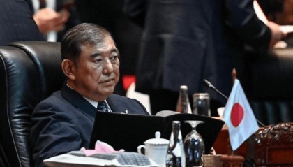 石破茂终于不装了，日本军舰直抵台海，解放军一番话轰动舆论