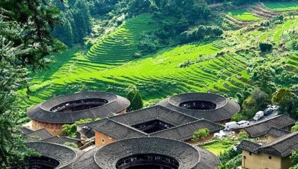 厦门四日游多少钱人民币？自由行！厦门旅游吃住行一站式全包需要多少钱？