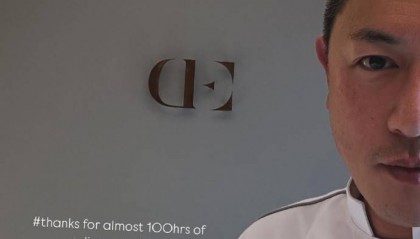 前TVB男星陈键锋宣布转行做厨师,此前因脑血管遗传病淡出娱乐圈