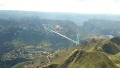 一桥通 众景热 关岭双节假期接待游客达34.5万人次