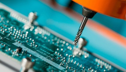 中方对美换新打法了！开始“由守转攻”，这次不是美债，拜登扛不住了