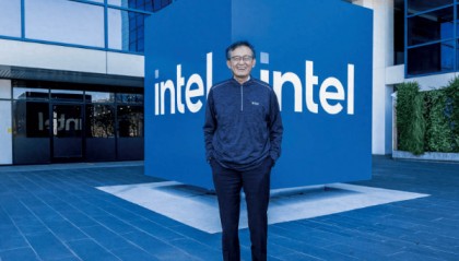 特朗普开始“大清洗”,勒令华人CEO辞职,不料却发现,全球几大半导体巨头的掌舵者,全是东方面孔?