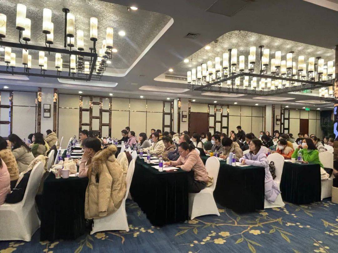 北京市统计局机关各党支部扎实开展深入贯彻中央八项规定精神学习教育之三