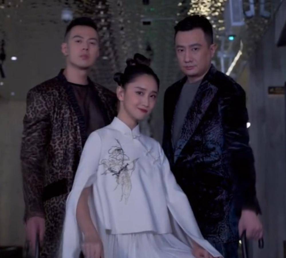 43岁男演员回应“过度衰老”！曾一夜爆红，不少上海人熬夜追剧