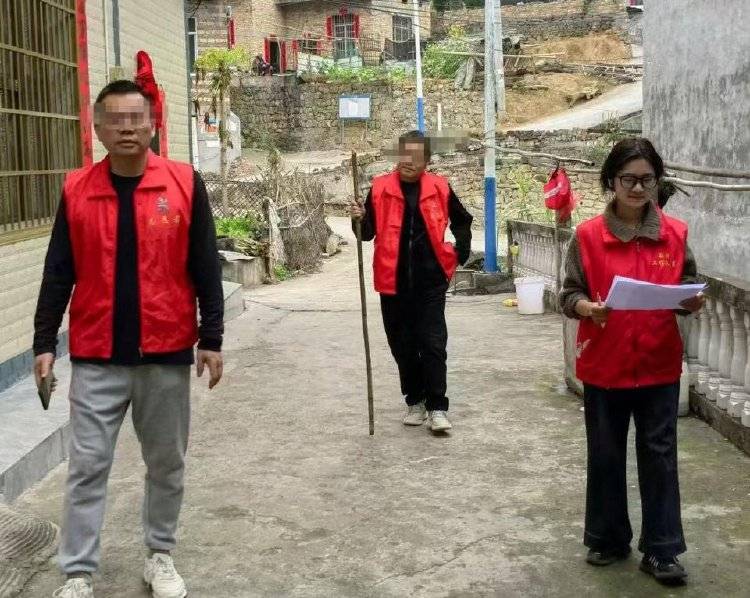 22岁女村支书不幸身亡，当地：她上任仅数月，工作后回村路上遭遇车祸