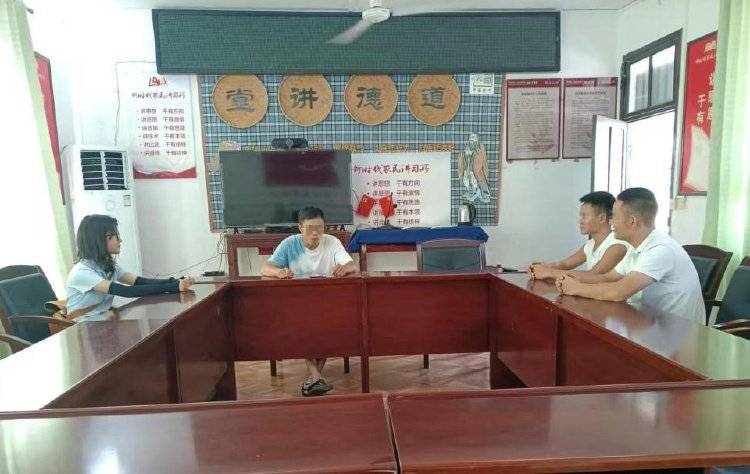22岁女村支书不幸身亡，当地：她上任仅数月，工作后回村路上遭遇车祸