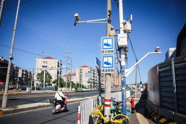 电动自行车新国标实施半月，“旧标车”上牌排长队，规范和需求的碰撞何解？