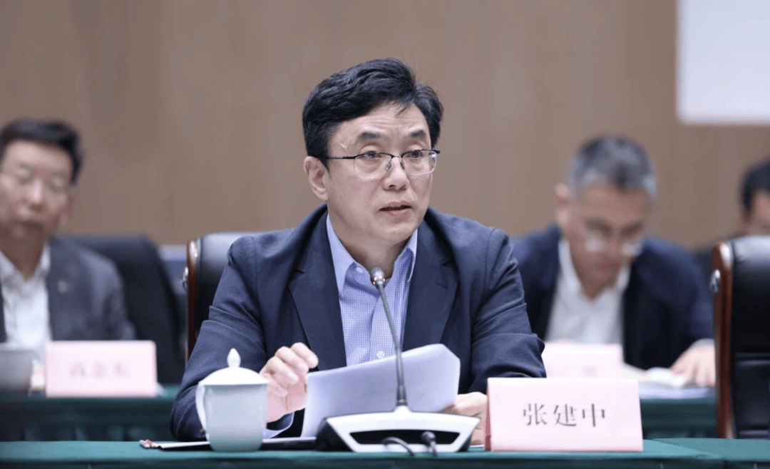 “中国版英伟达”摩尔线程来了!科创板IPO注册获批,估值超300亿!创始人曾任英伟达大中华区总经理,背后这些投资人“赚麻了”