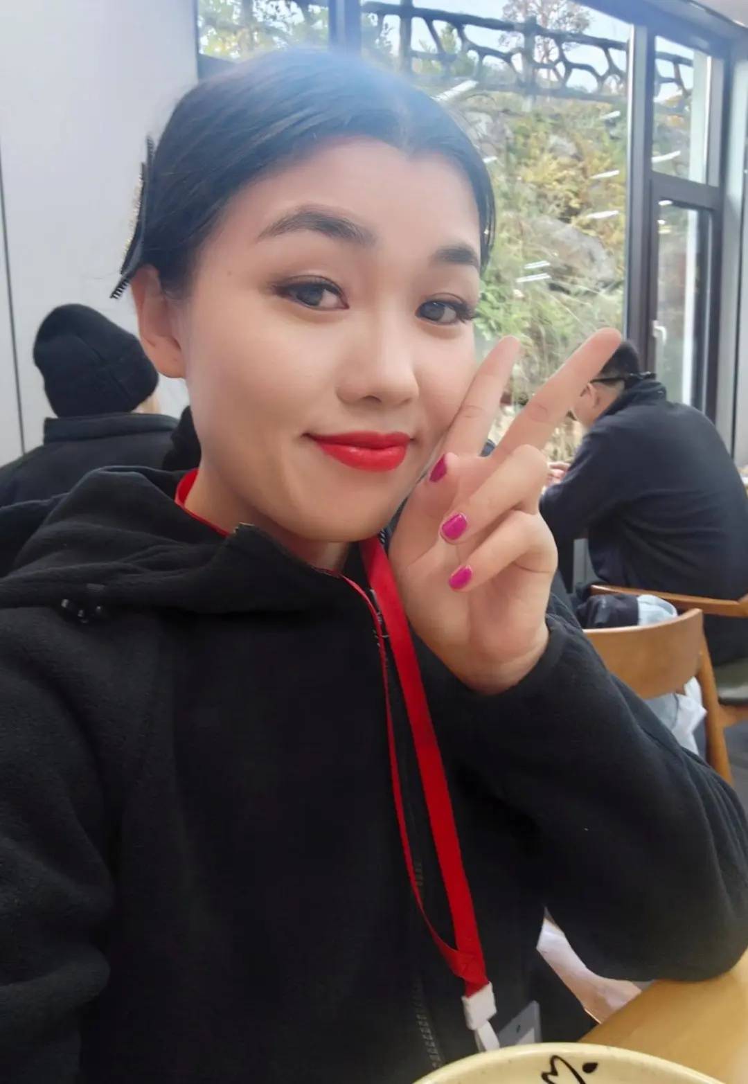 七星山荒野求生热门选手“冷美人”退赛:被紧急送医后诊断为营养不良,体检未通过