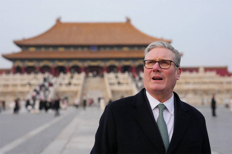 中英达成共识，英首相斯塔默离京前，对涉台涉港问题交了底，拒绝向特朗普屈服！